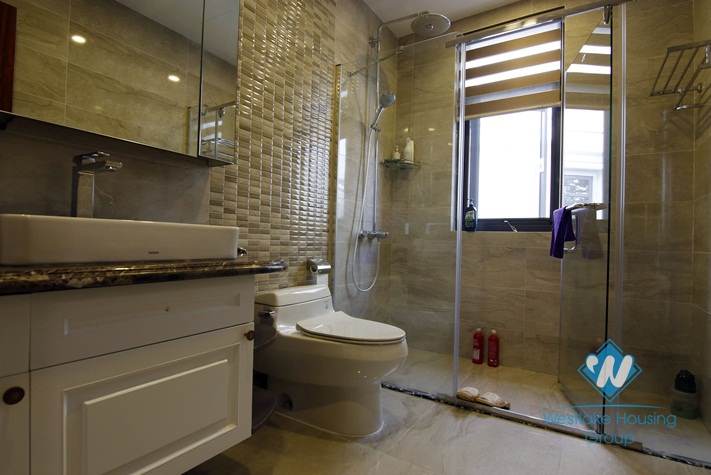 A big vila for rent in Starlake, Tay ho, Ha noi